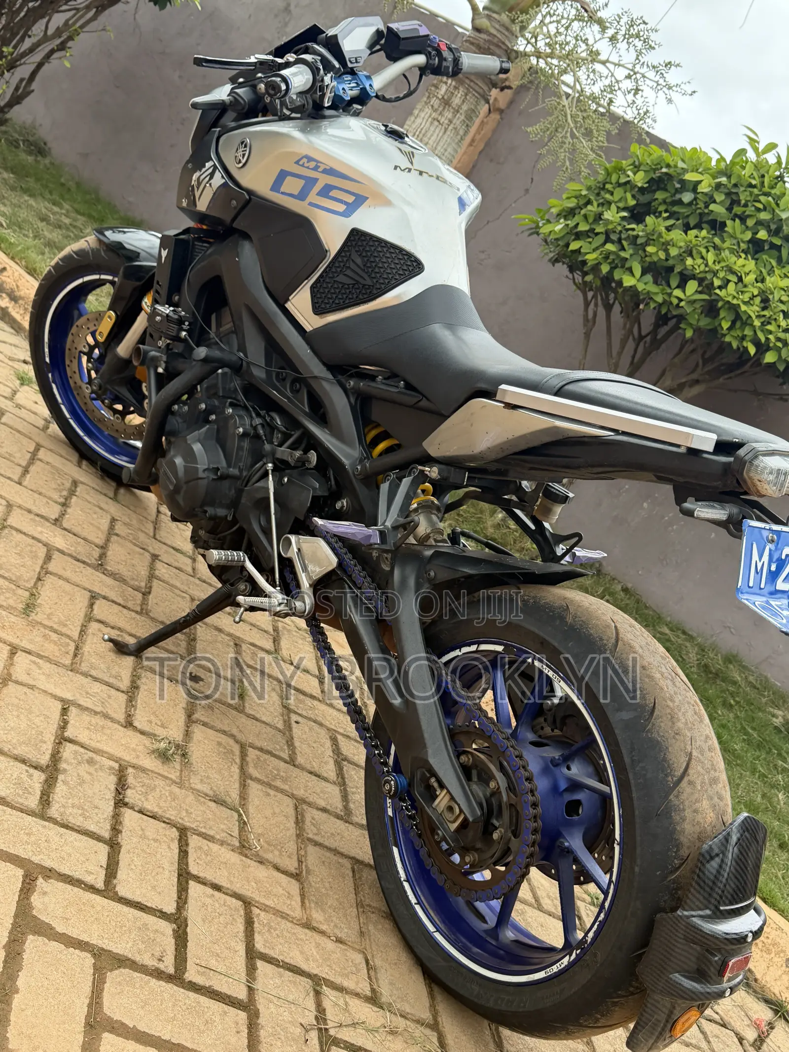 Yamaha MT-09 2018 Gold