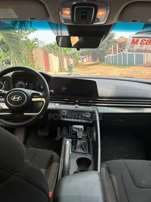 New Hyundai Elantra Limited 2024 Gray