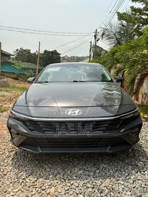 New Hyundai Elantra Limited 2024 Gray