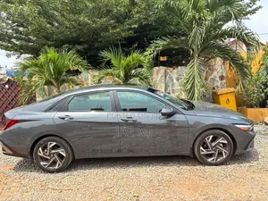 New Hyundai Elantra Limited 2024 Gray