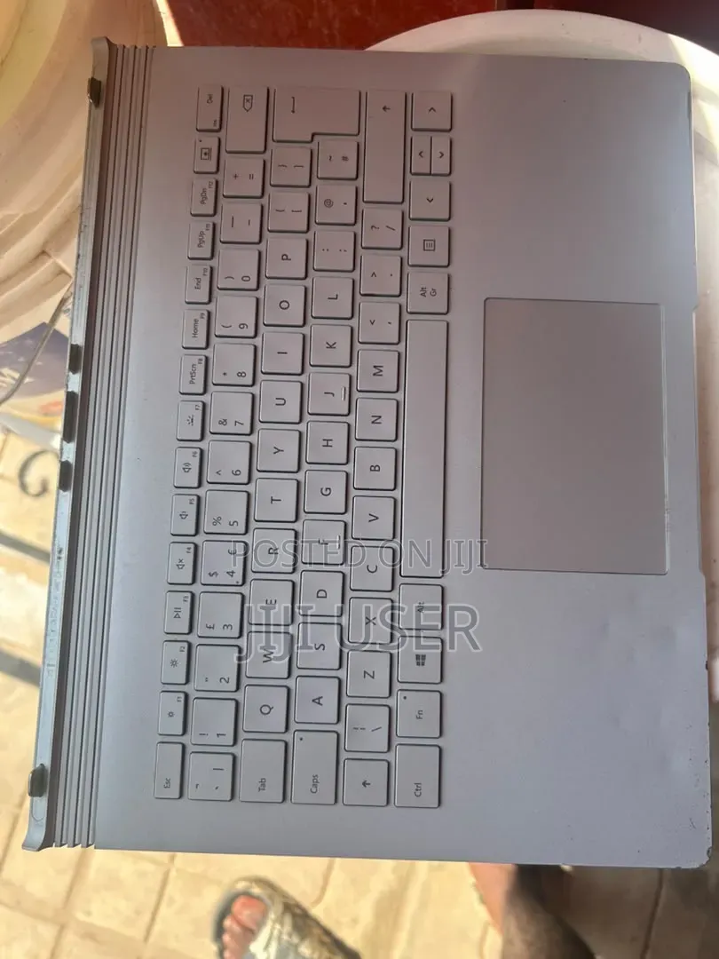 Laptop Microsoft Surface Book 2 8GB Intel Core i5 SSD 256GB
