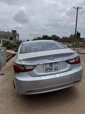 Hyundai Sonata GLS Sedan FWD (2.4L 4cyl 6A) 2012 Silver