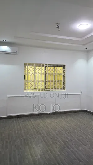 2bdrm Apartment in Little Roses Area for rent