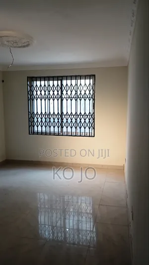 3bdrm Apartment in Little Roses Area for rent