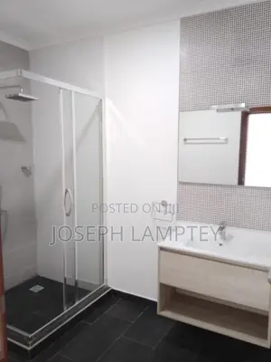 4bdrm Townhouse / Terrace in Joseph Lamptey, US Embassy Area for rent