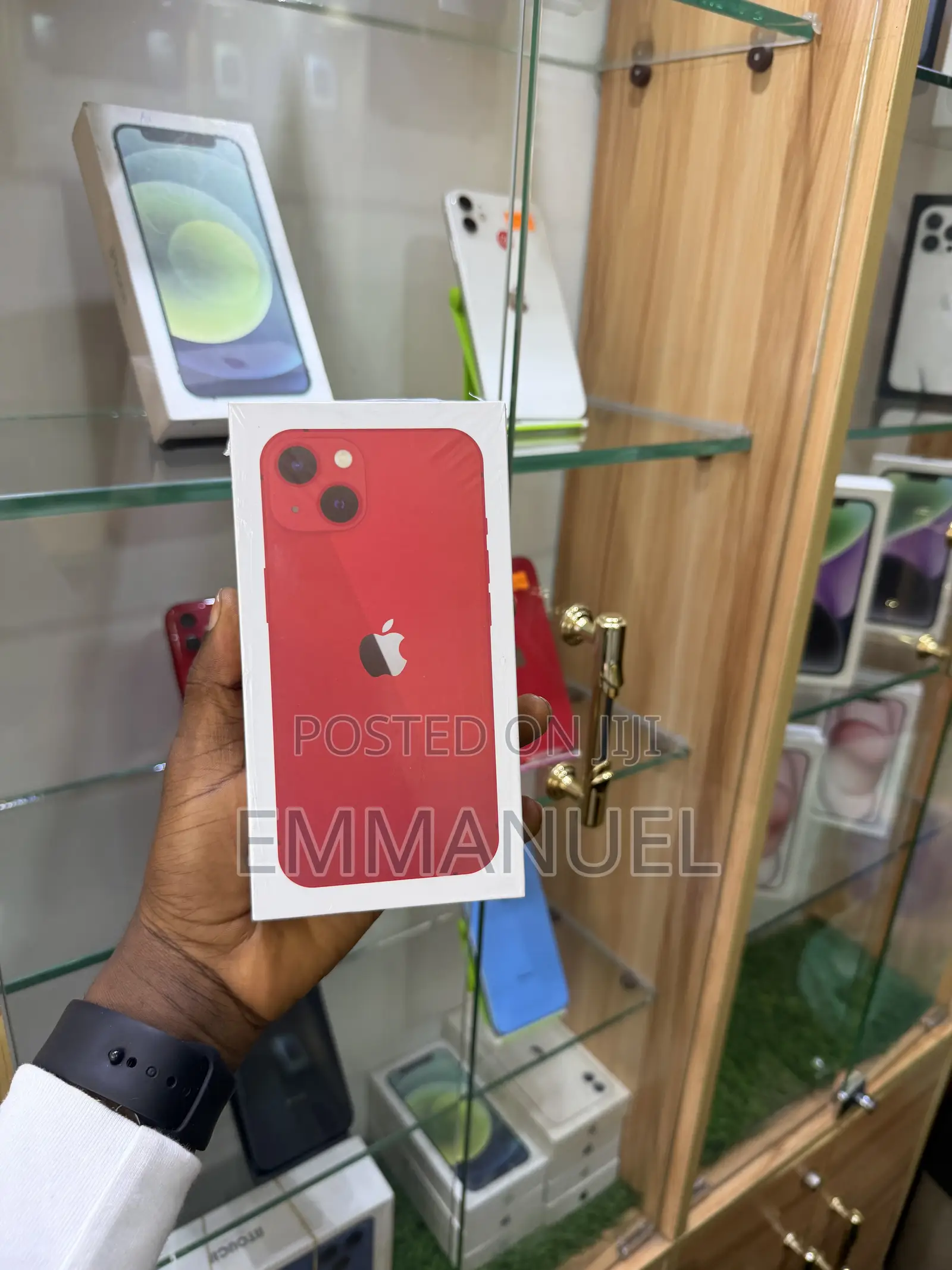 New Apple iPhone 13 128 GB Red