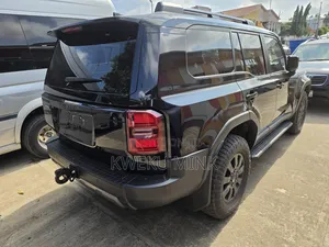 New Toyota Land Cruiser 2025 Black