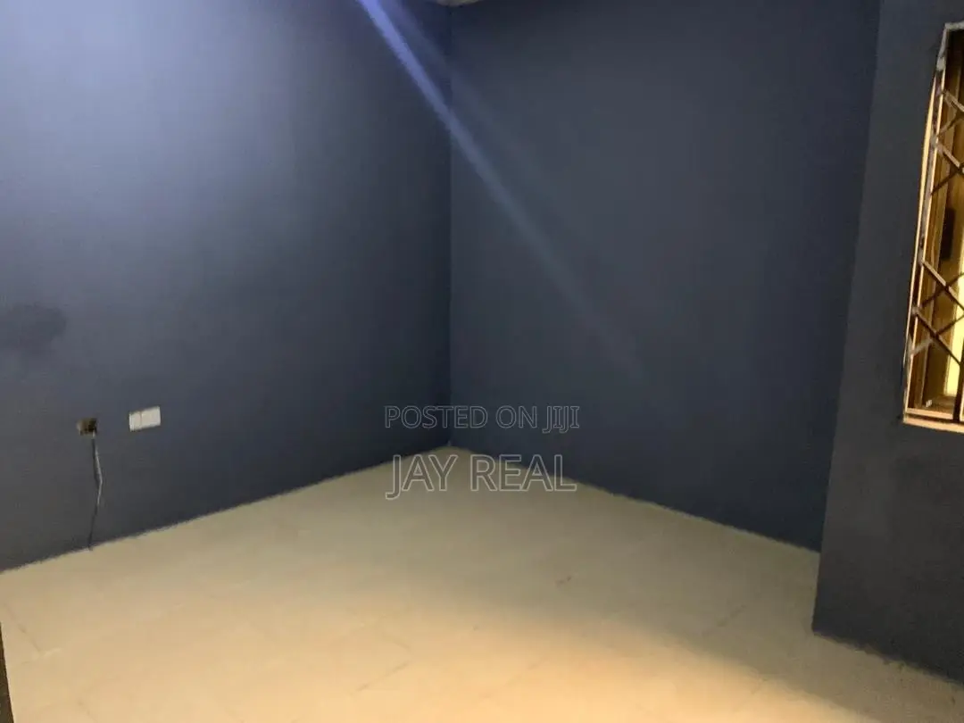 3bdrm Apartment in Jay Real Estate, Kasoa for rent