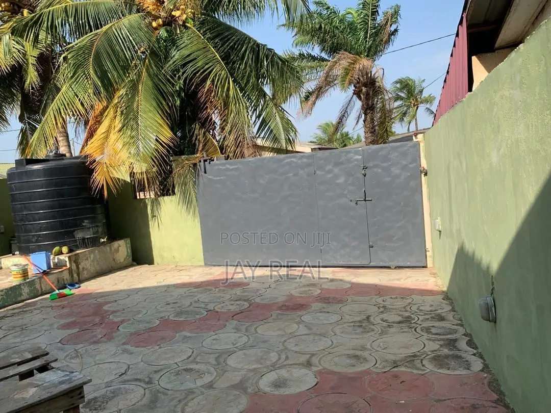 3bdrm Apartment in Jay Real Estate, Kasoa for rent