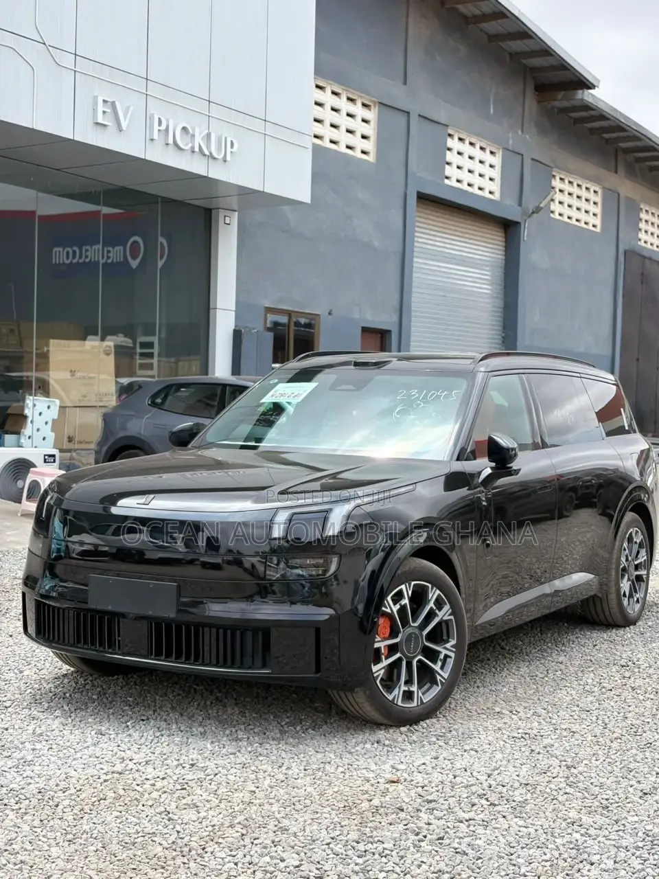 Lynk & Co 900 2025 Black