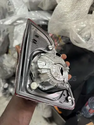 Toyota Corolla Boot Light 2009 2010