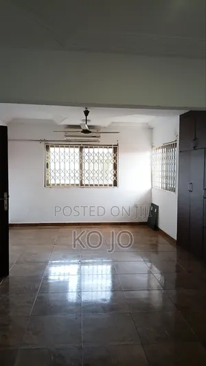 2bdrm Apartment in Little Roses Area for rent