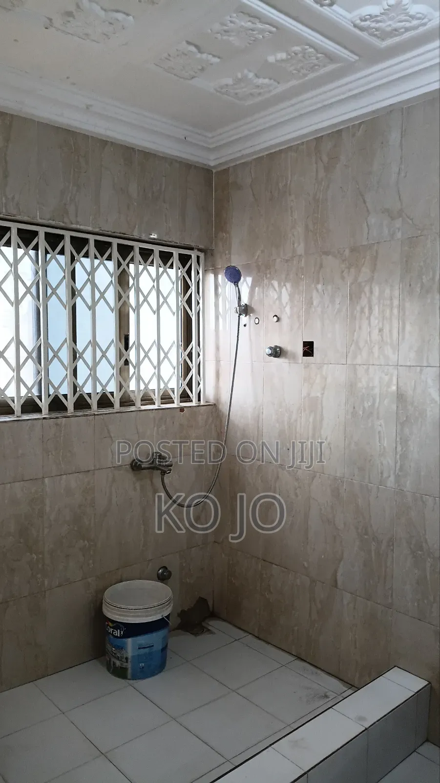2bdrm Apartment in Little Roses Area for rent