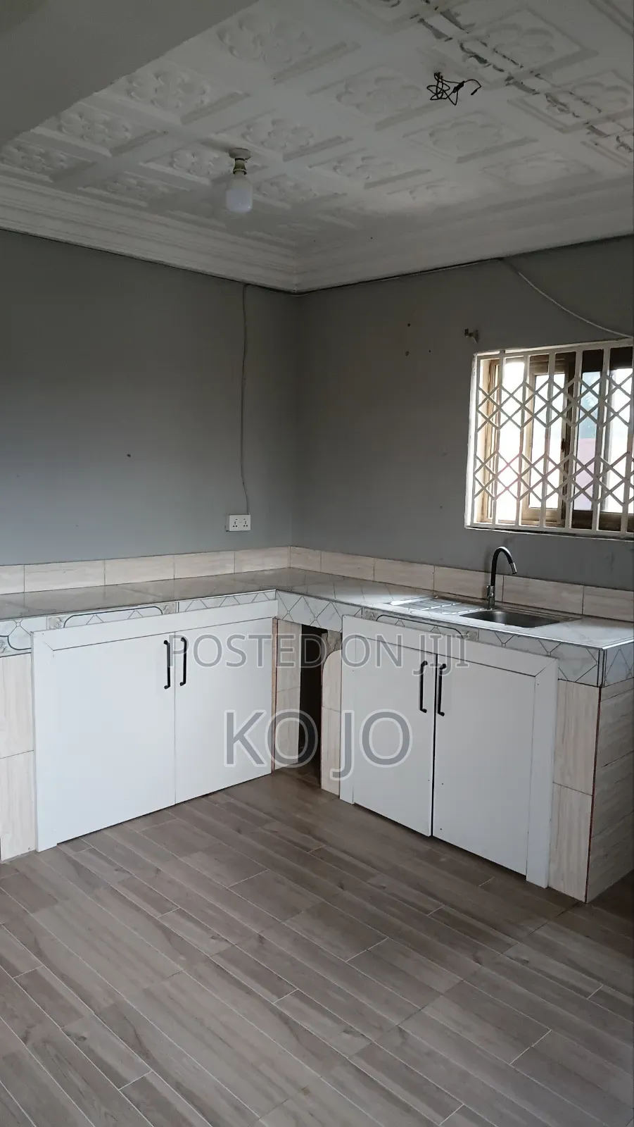2bdrm Apartment in Little Roses Area for rent