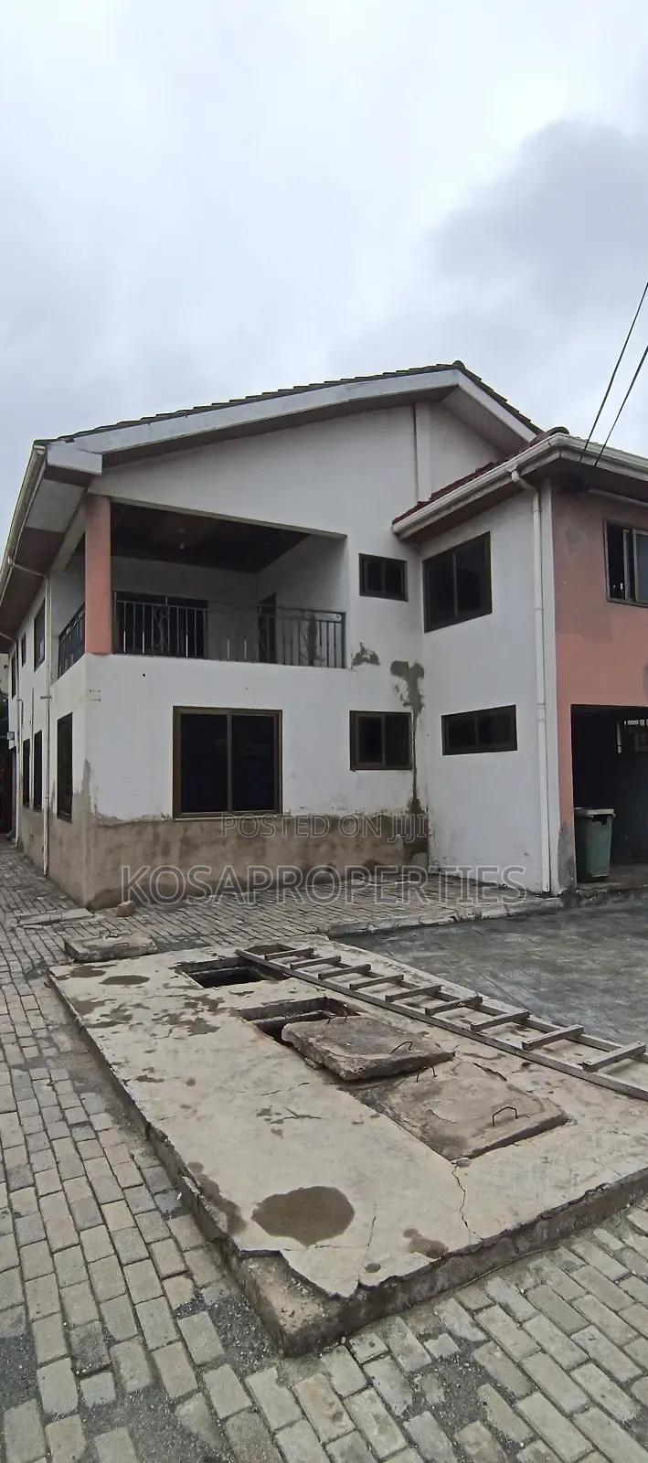6bdrm House in Adjiringanor 69, Adjiriganor for rent