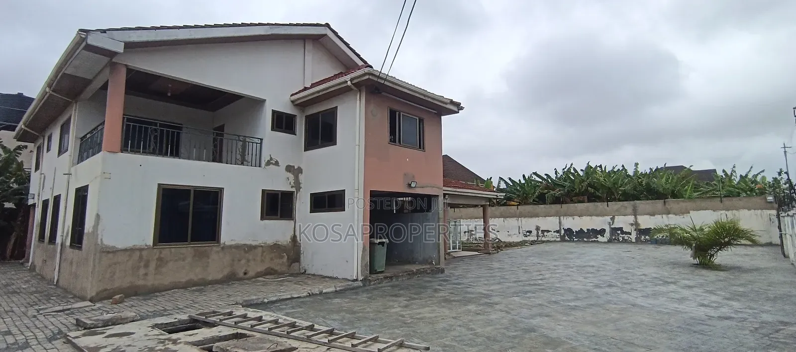 6bdrm House in Adjiringanor 69, Adjiriganor for rent