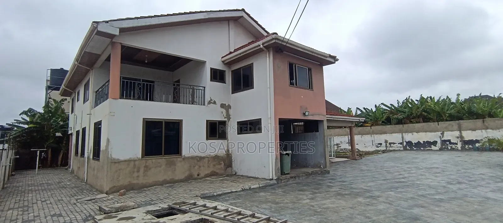 6bdrm House in Adjiringanor 69, Adjiriganor for rent