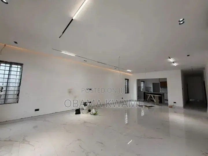 3bdrm House in Laryea Homes, Lake Side Estate for sale