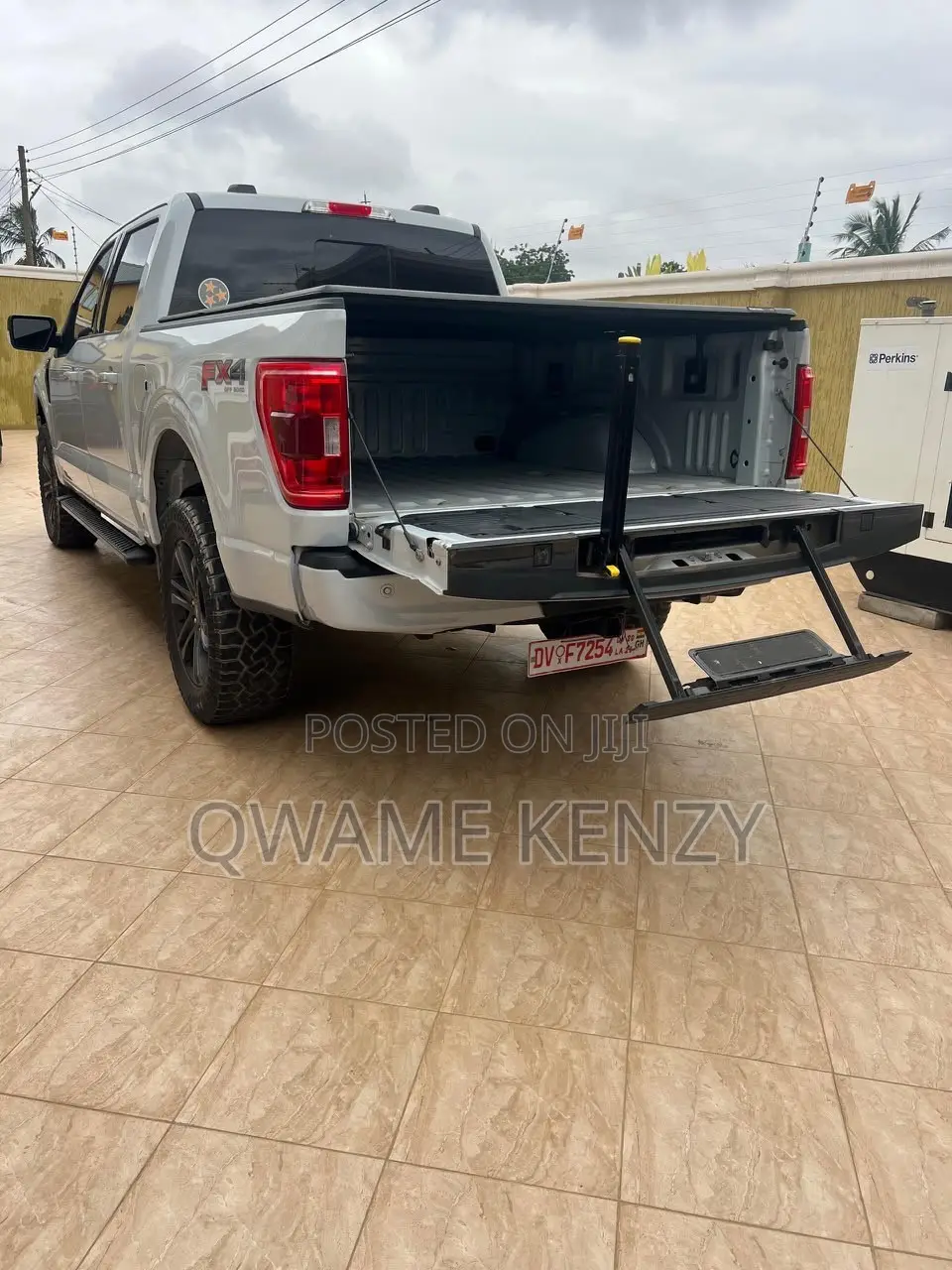 Ford F-150 XLT 2022 White
