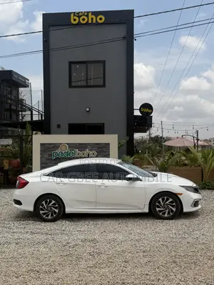 Honda Civic LX Sedan 2019 White