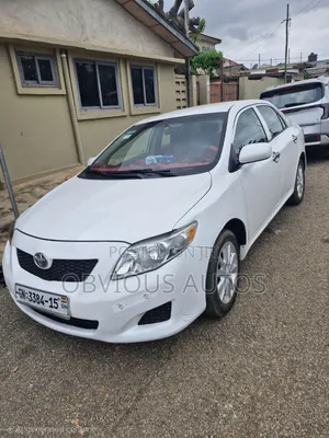 Toyota Corolla 2010 White