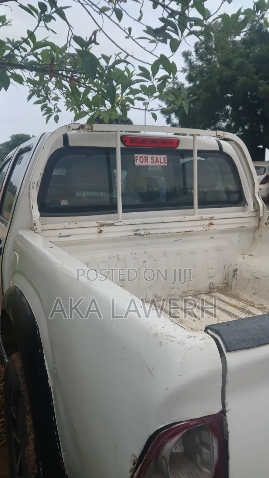 Isuzu D-MAX 2002 White