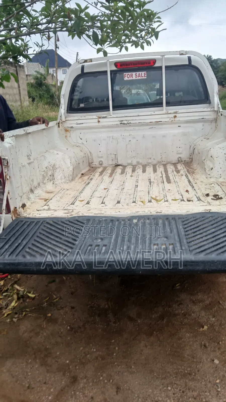 Isuzu D-MAX 2002 White