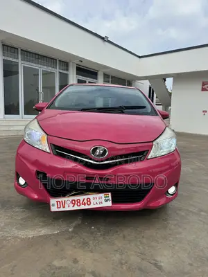 Toyota Vitz 1.3 AWD 5dr 2013