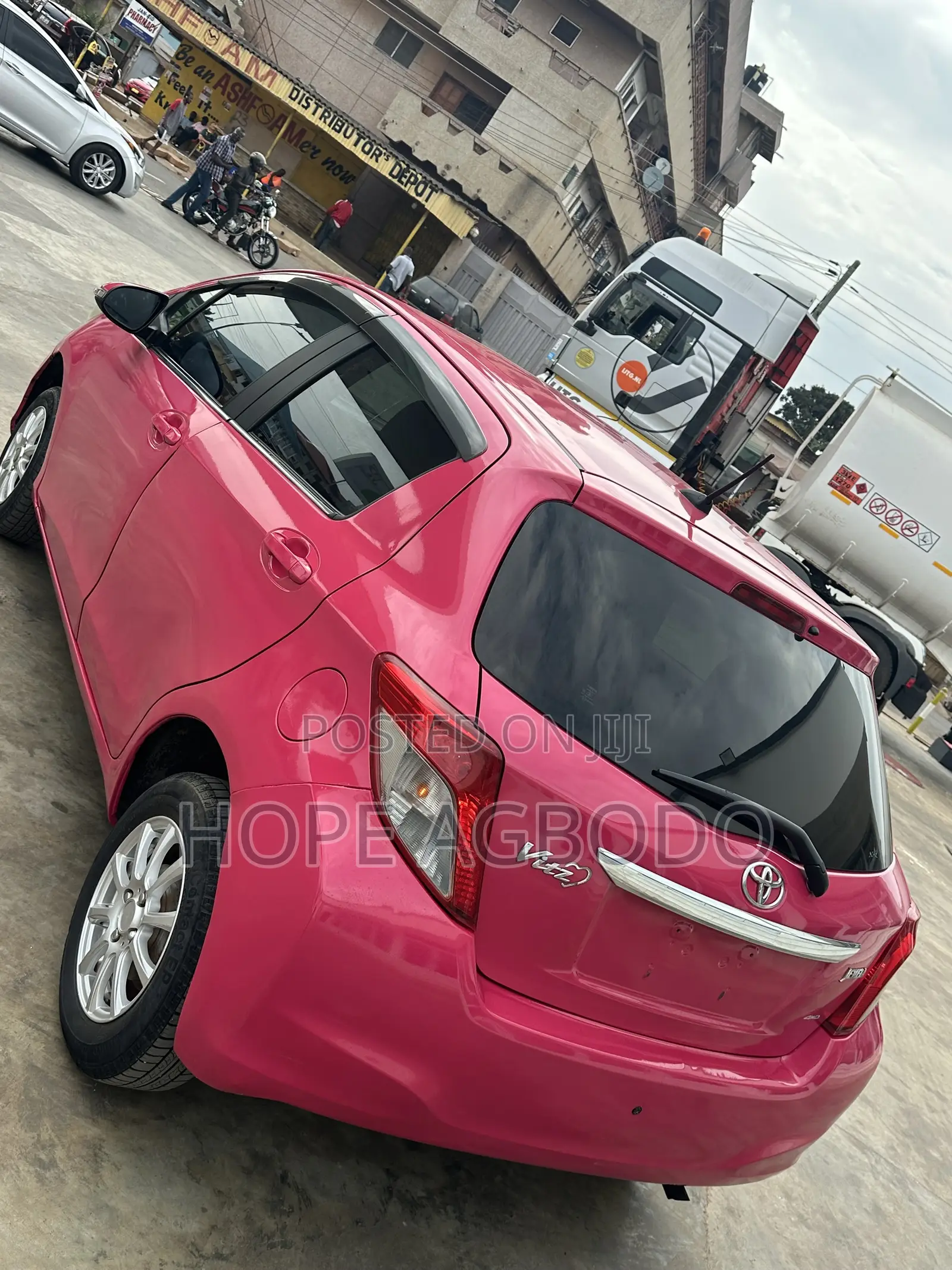 Toyota Vitz 1.3 AWD 5dr 2013