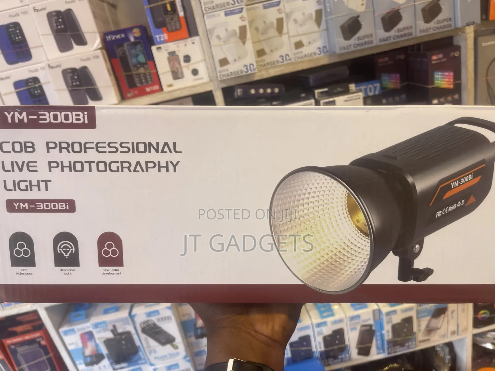 YM-300Bi COB Professional Live Photography Light — With Remote Control
