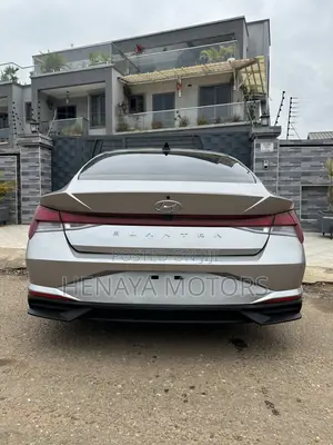Hyundai Elantra SE 2021 Gray