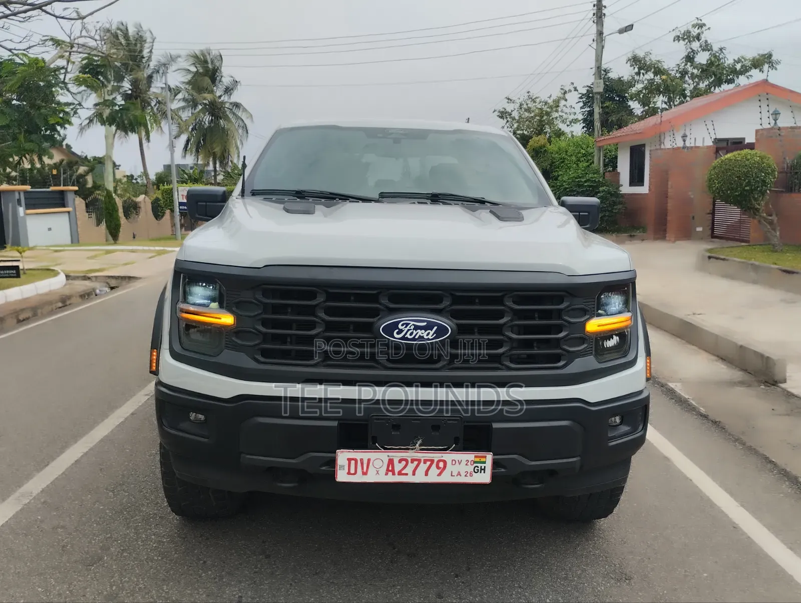 Ford F-150 2025 Beige