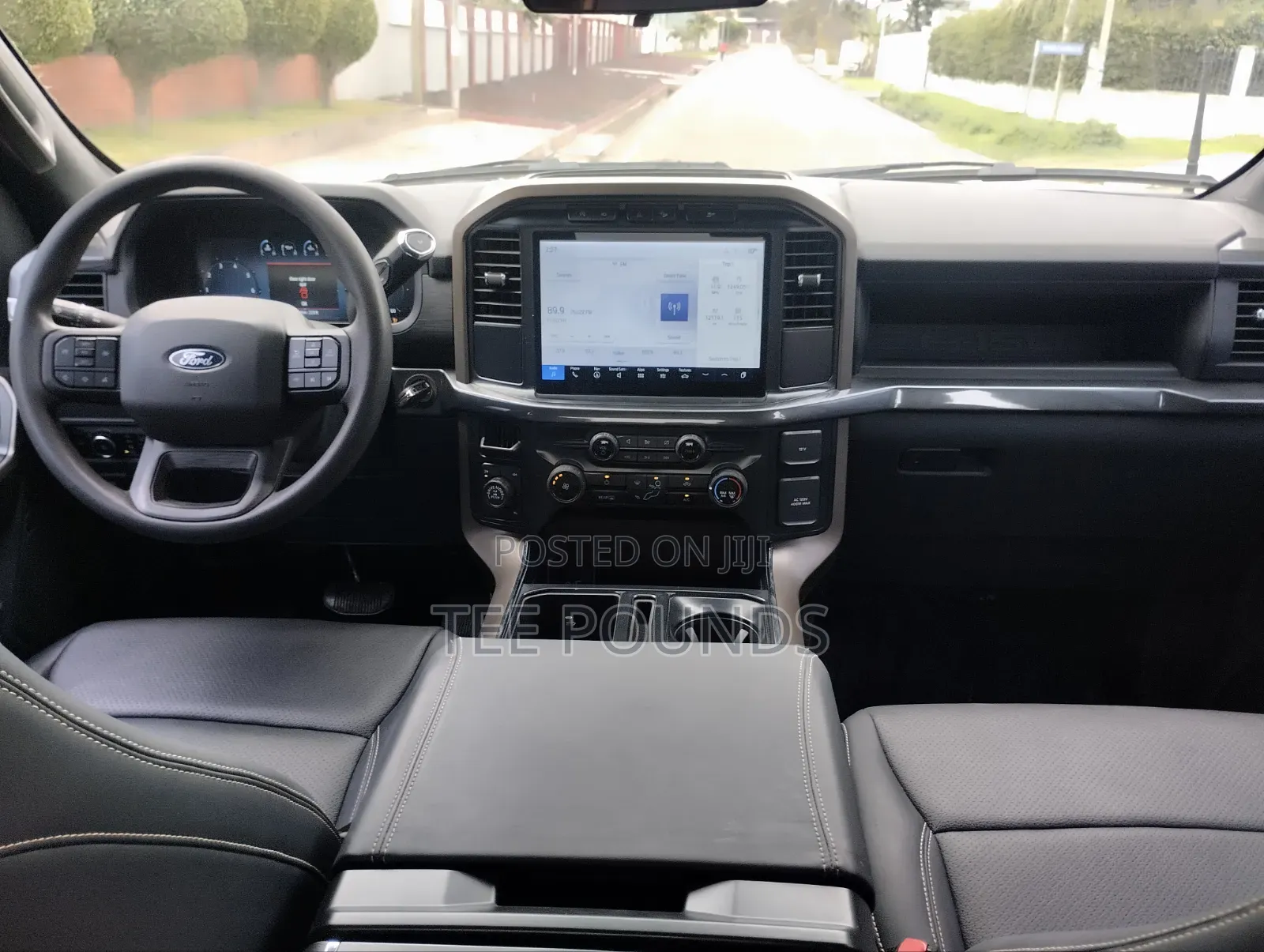 Ford F-150 2025 Beige