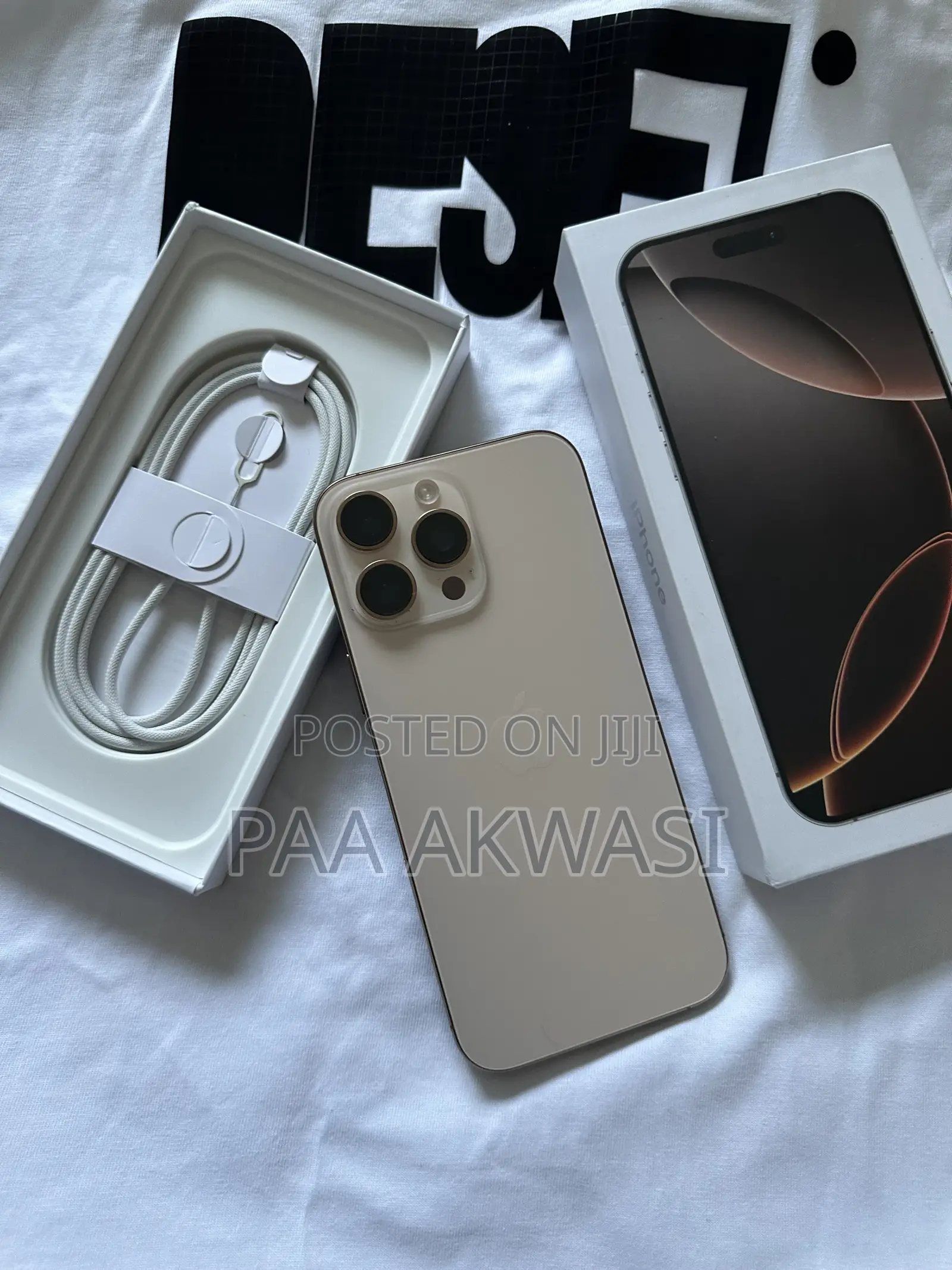 Apple iPhone 16 Pro Max 256 GB Gold