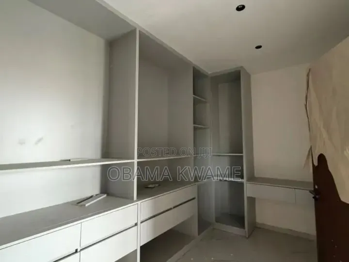 4bdrm House in Laryea Homes, Bawaleshie for sale