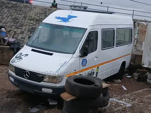 Mercedes-Benz Sprinter 1998 White