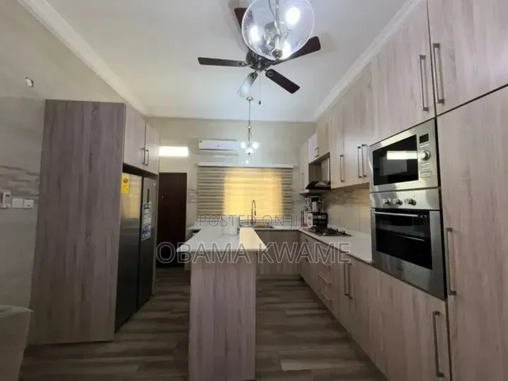 Furnished 2bdrm Apartment in Laryes Homes, School Junction for rent