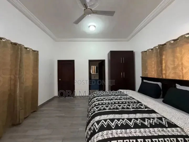 Furnished 2bdrm Apartment in Laryes Homes, School Junction for rent