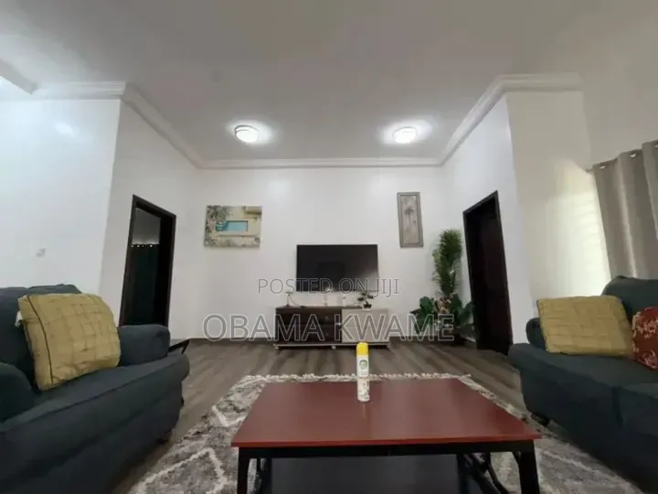Furnished 2bdrm Apartment in Laryes Homes, School Junction for rent