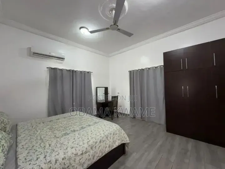 Furnished 2bdrm Apartment in Laryes Homes, School Junction for rent