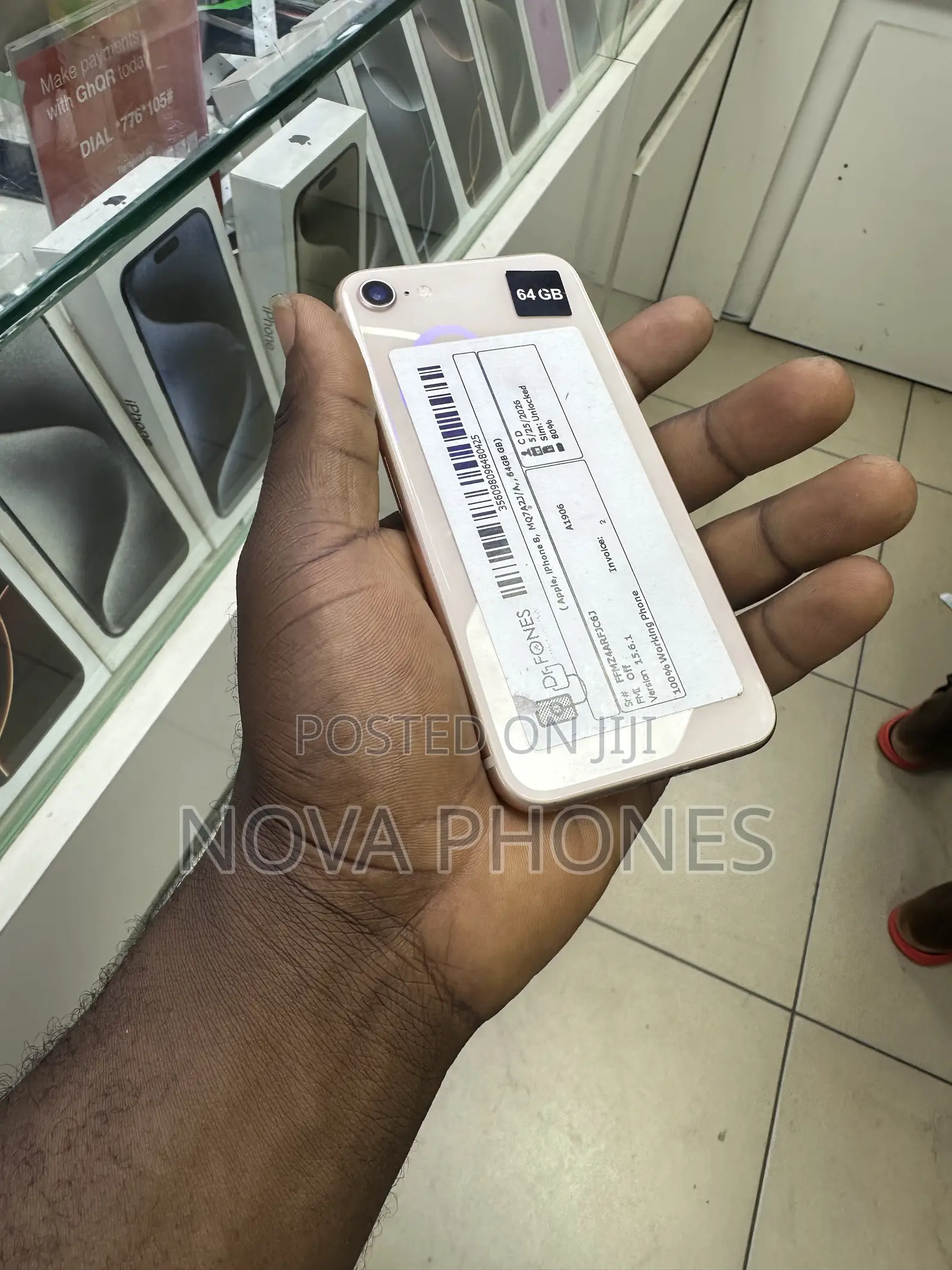 Apple iPhone 8 64 GB Gold