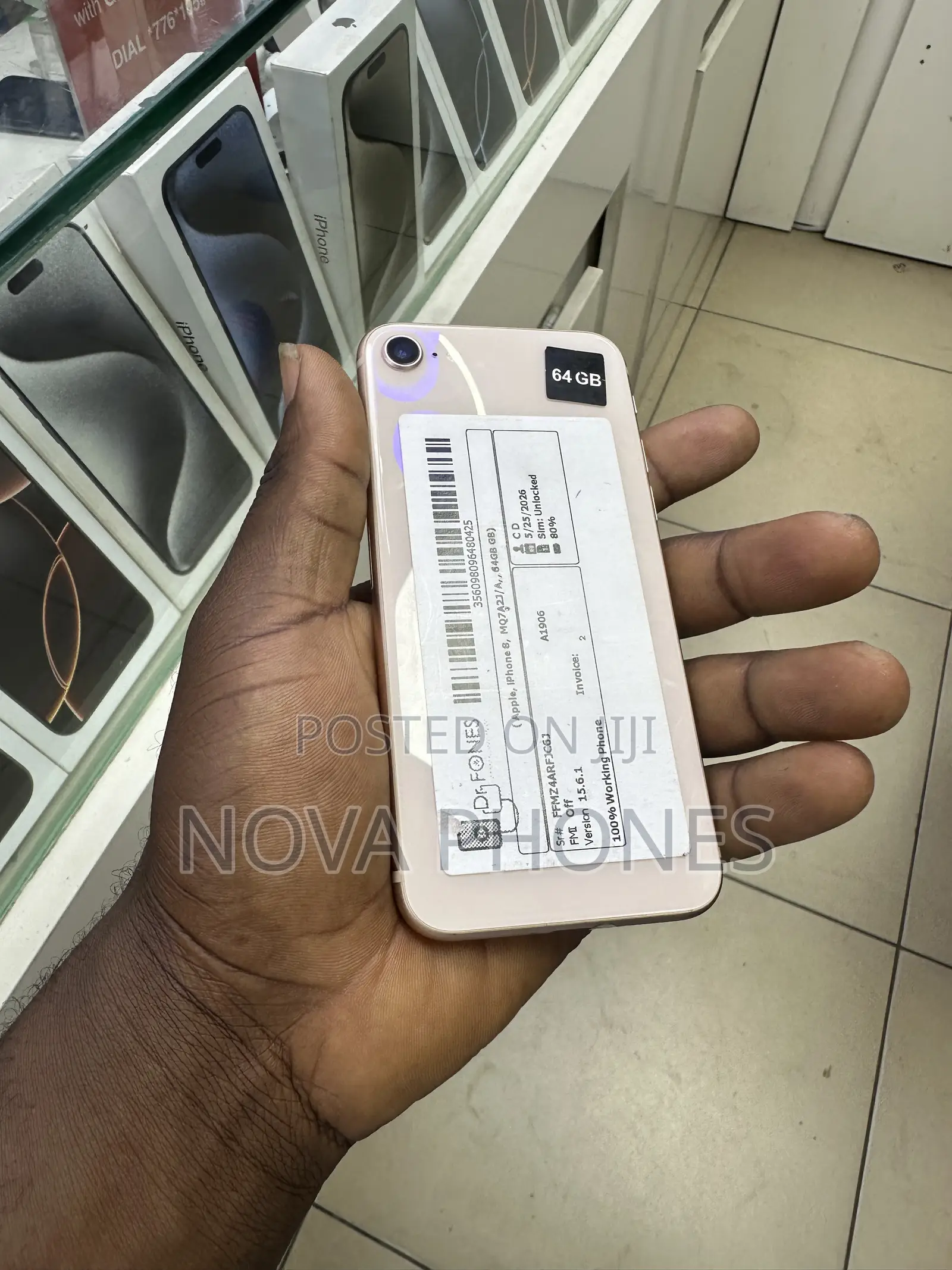 Apple iPhone 8 64 GB Gold