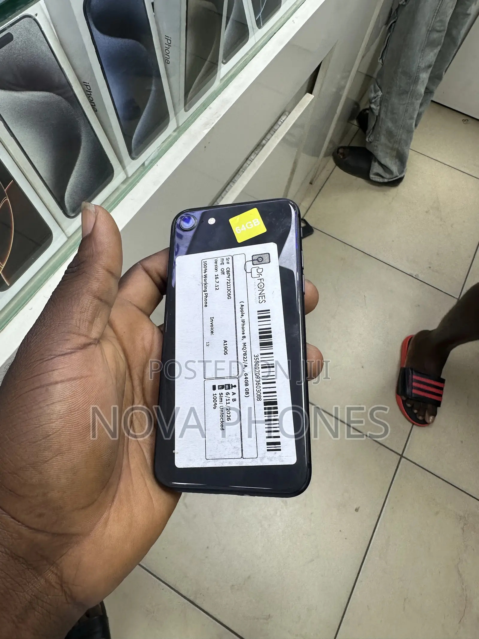 Apple iPhone 8 64 GB Black