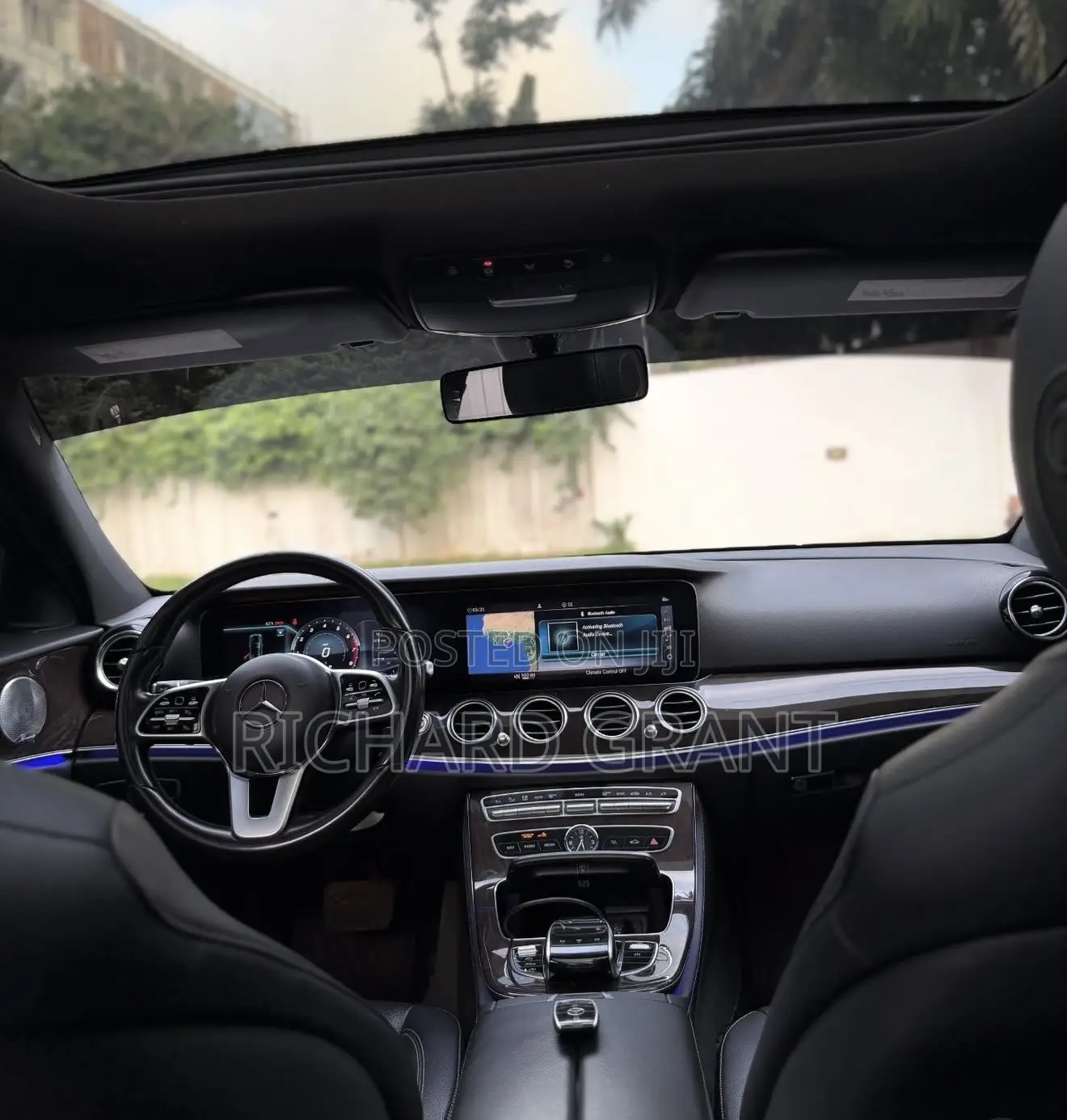Mercedes-Benz E300 2019 Black