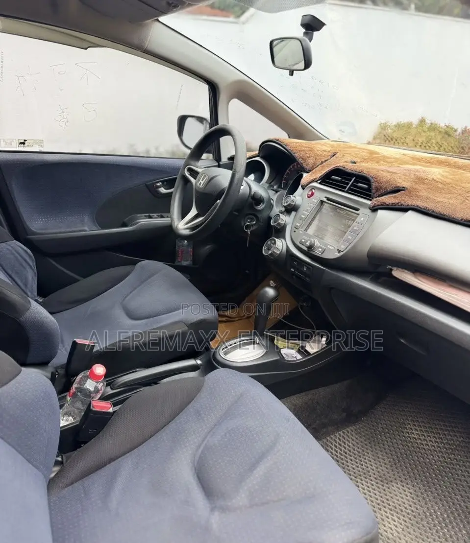 Honda Fit 2013 Gray