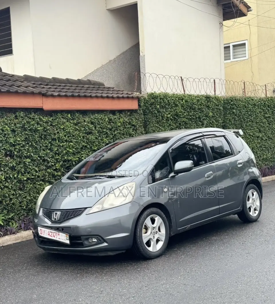 Honda Fit 2013 Gray