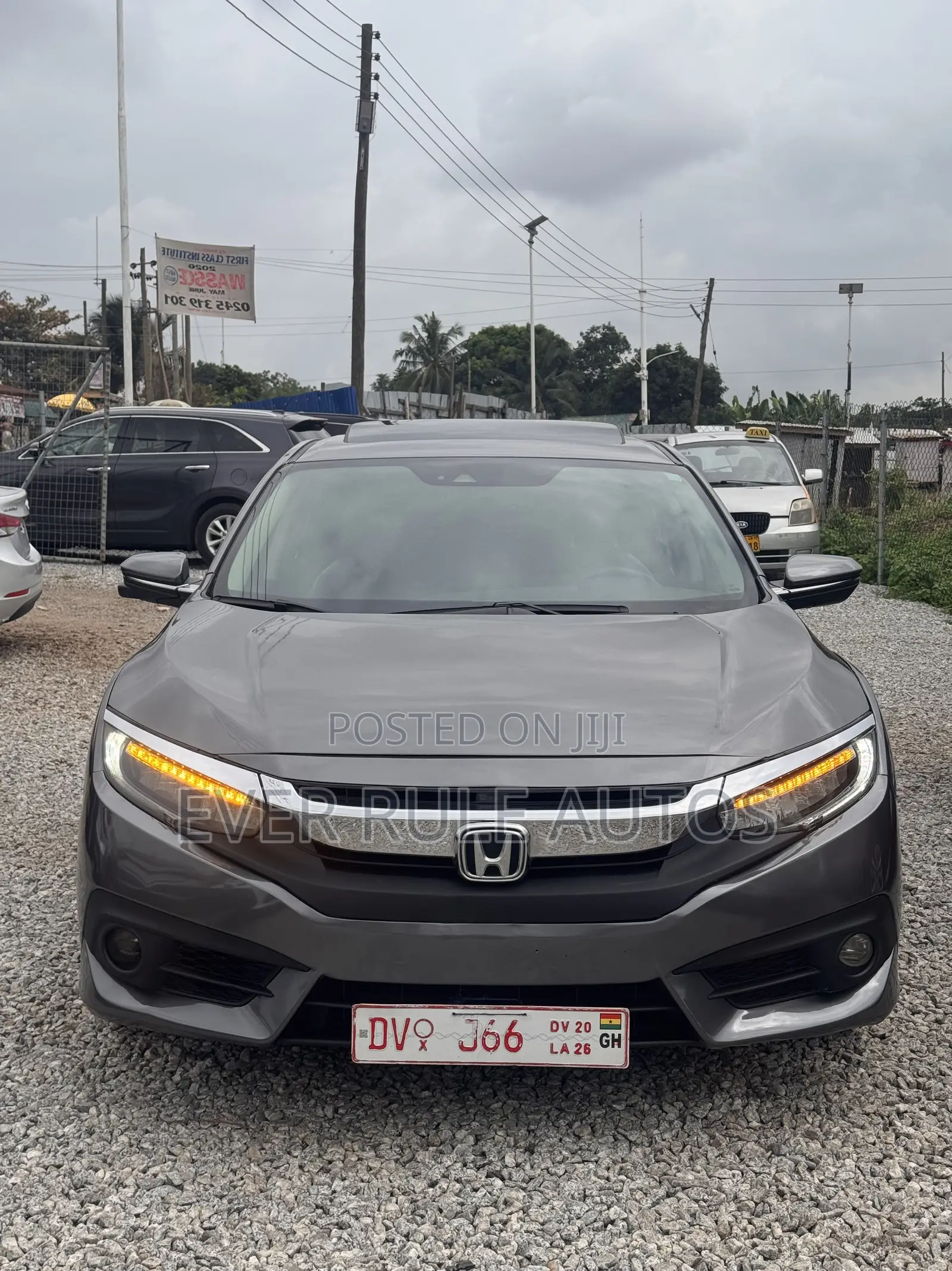 Honda Civic Touring 4dr Sedan (1.5L 4cyl) 2017 Gray