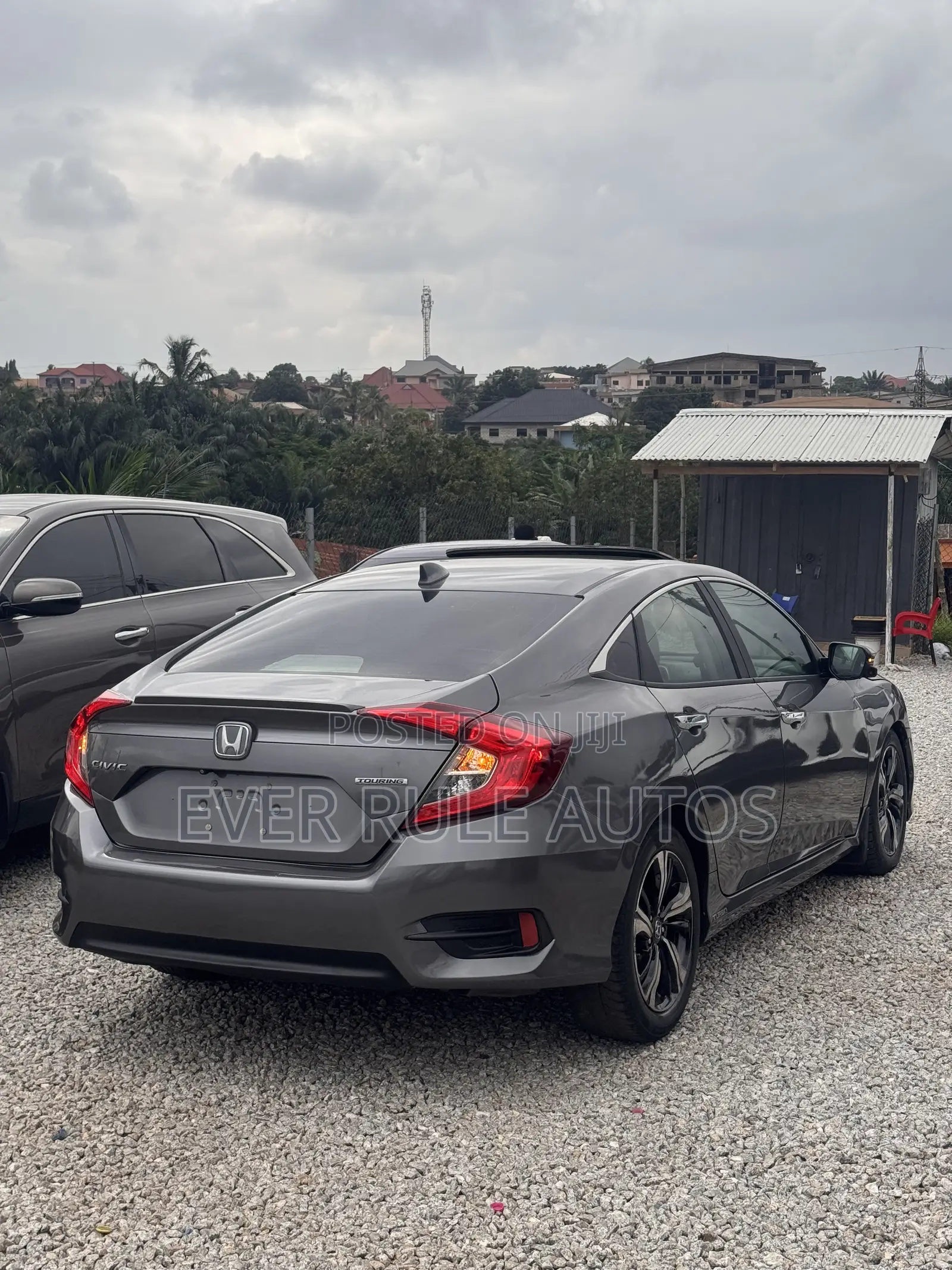 Honda Civic Touring 4dr Sedan (1.5L 4cyl) 2017 Gray