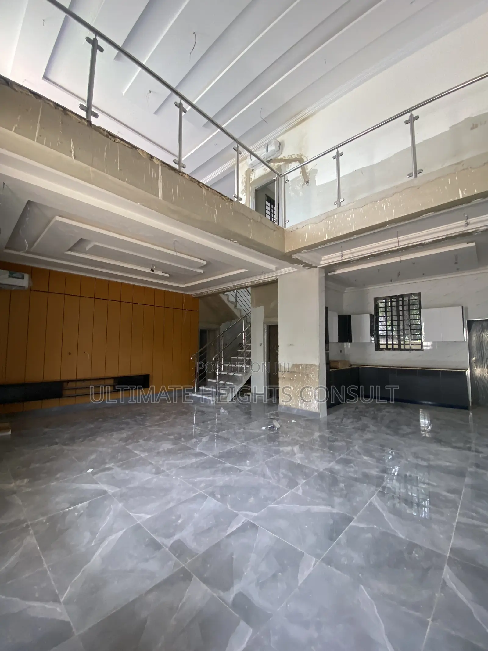 Shop 156 Square Meter for Rent at Spintex