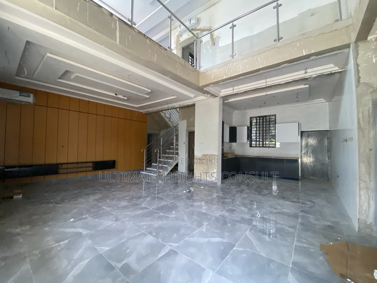 Shop 156 Square Meter for Rent at Spintex